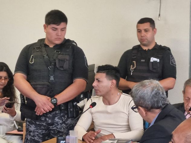 El juicio en Villa Dolores por la muerte de una mujer. El hombre, en el banquillo, está acusado de haber provocado un siniestro vial con ese fin.