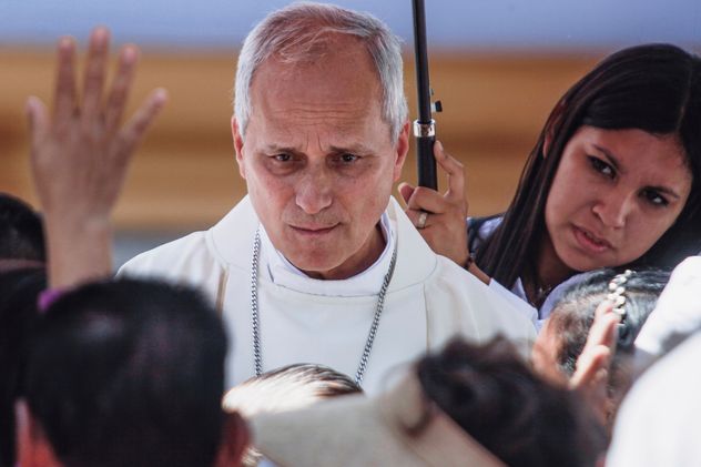 El Papa León XIV, entonces obispo Robert Prevost, celebra una Misa en Motupe, Perú, el domingo 5 de agosto de 2018. (Julio Reano)