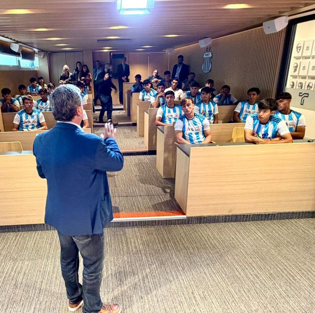 Lotería capacitó a jóvenes de Talleres.