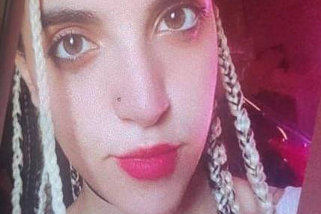 Nikita Electra Sierna. (Policía)
