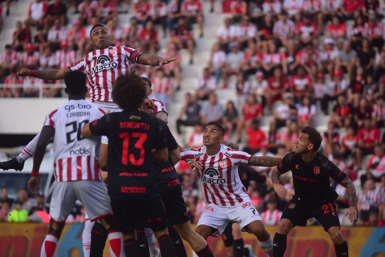 Instituto vs. Estudiantes de La Plata, en Alta Córdoba.