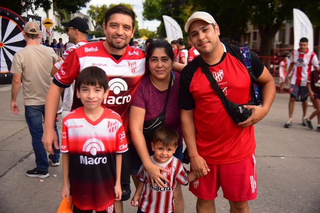 Cara 'e Cancha, en la previa del Instituto vs. Estudiantes de La Plata.