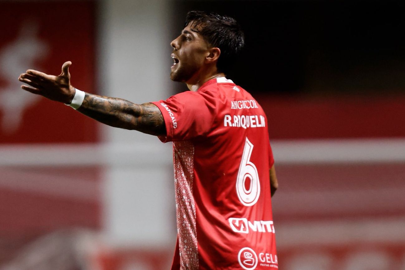 Argentinos Juniors en su partido ante Atlético. 