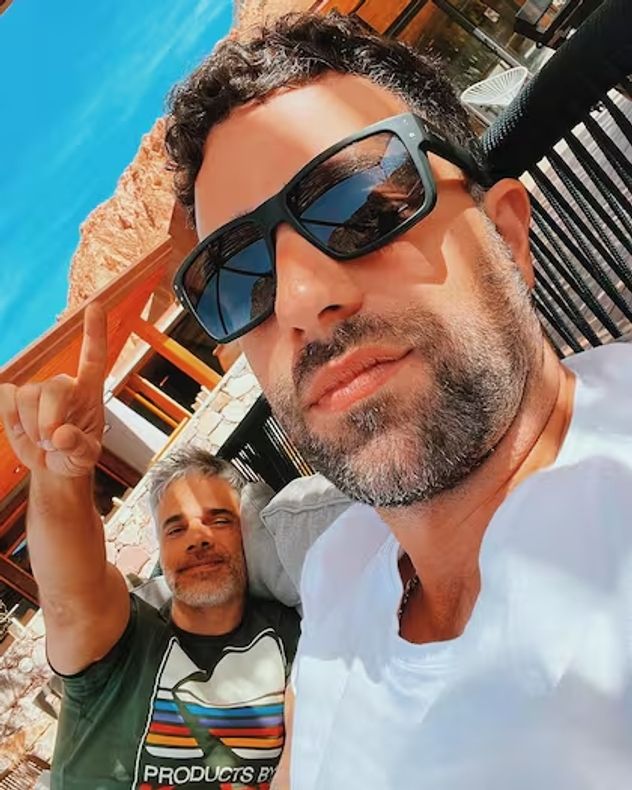Diego Poggi y su novio.