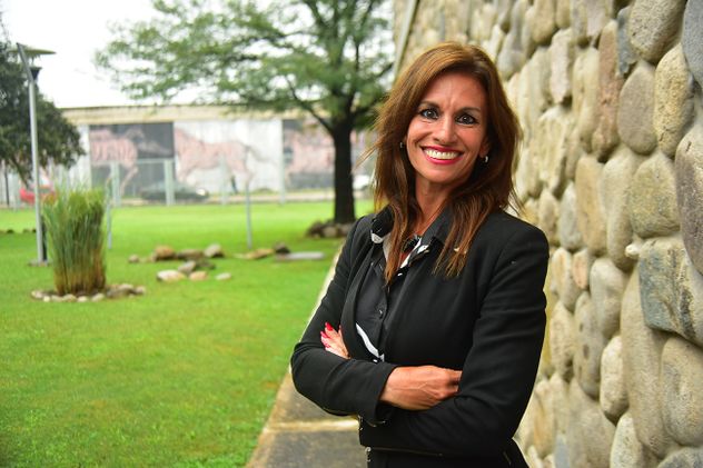 María Ruiz Juri, Dra. en Cs. de la Educación. Mgter. en Procesos Educativos Mediados por Tecnologías.