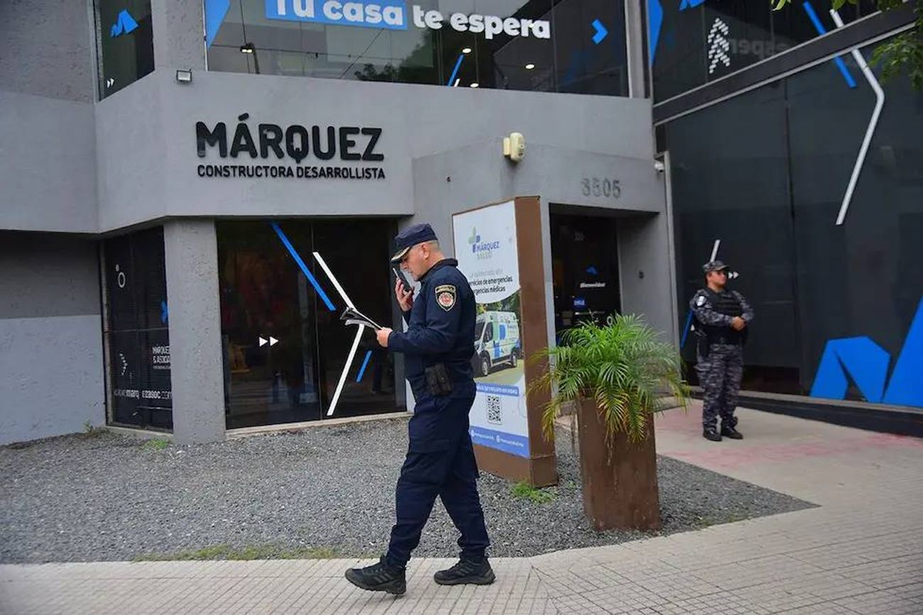 Sede. La sede de Márquez y Asociados en barrio Parque Corema fue allanada por la Justicia y los dueños de la firma terminaron detenidos. (La Voz)
