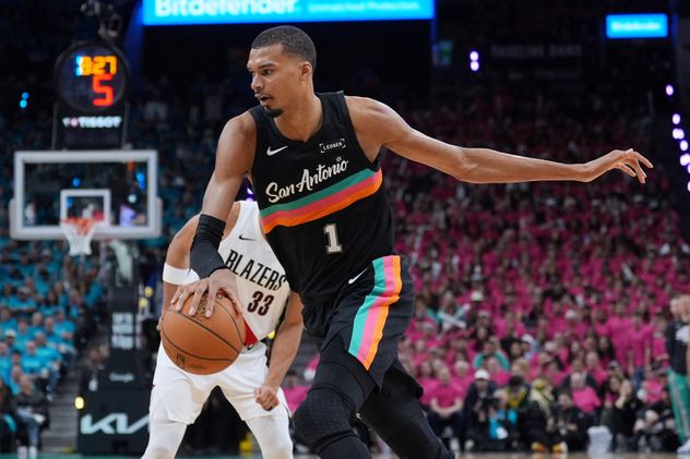 Victor Wembanyama lideró la NBA en tapones por tercera temporada consecutiva.