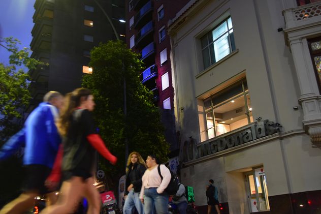 El ingeniero civil señaló que en el país hay un problema sistémico de planificación por parte del Ministerio de Educación y Defensa Civil, comparado con otros países como Chile o Japón que si lo tienen. 