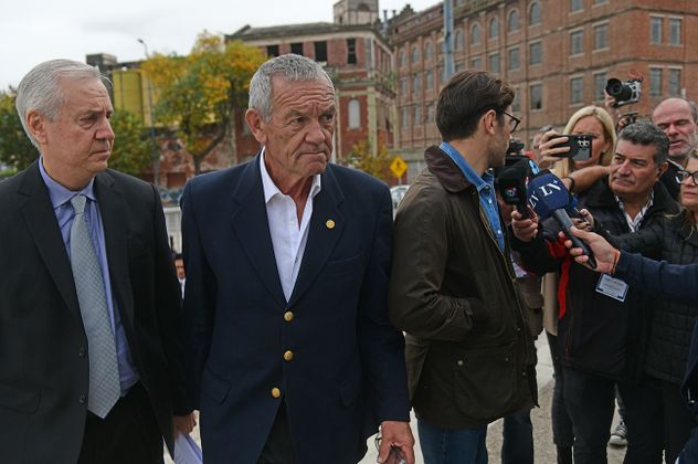 Facundo y Marcelo Macarrón llegan al jury de los fiscales que investigaron el crimen de Nora Dalmasso.