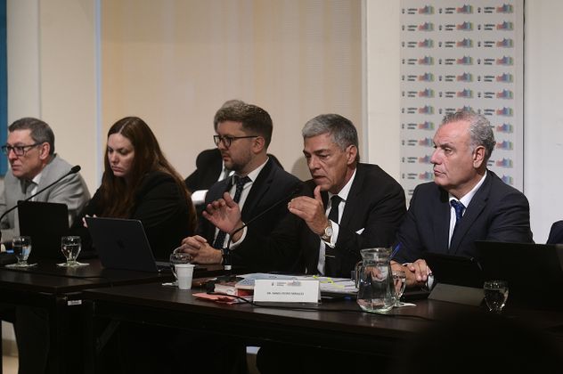 Acusados. Di Santo y Miralles, en el banquillo de los acusados. (Ramiro Pereyra / La Voz)