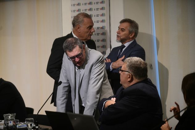 Jury a fiscales.