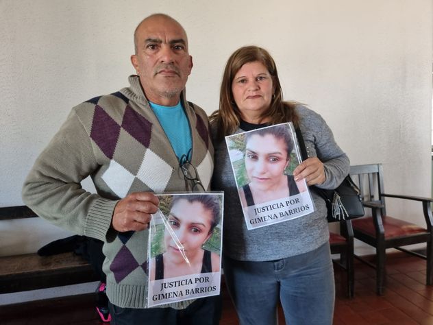 Juicio en Traslasierra. El padre y la madre de Gimena Barrios, la victima fatal, reclamando prisión perpetua para el acusado. 