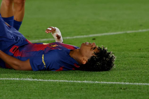 Lamine Yamal se lesionó en un partido de Barcelona y preocupó a todos.
