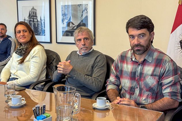 Autoridades de la Universidad Nacional de Córdoba (UNC) y la Fundación Banco de Alimentos Córdoba sellan el convenio marco de colaboración mutua
.
