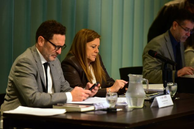 Acusación. El equipo del Ministerio Público Fiscal, Javier Sánchez, secretario relator dela fiscalía general, y la fiscal general adjunta Bettina Croppi. (La Voz / Archivo)