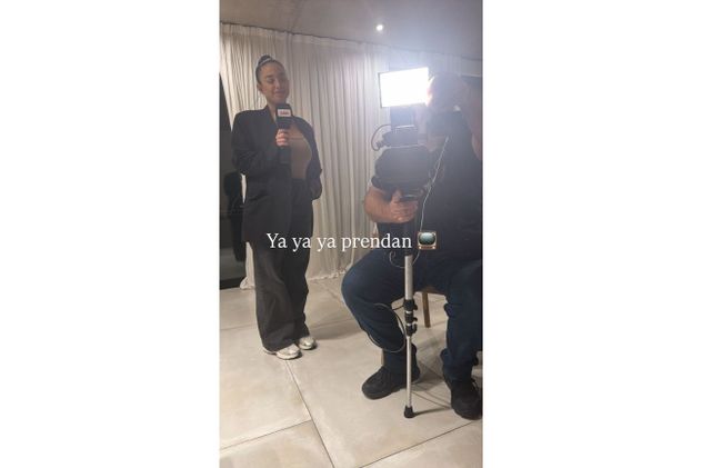 Juana Repetto, preparada para salir al aire en LAM.