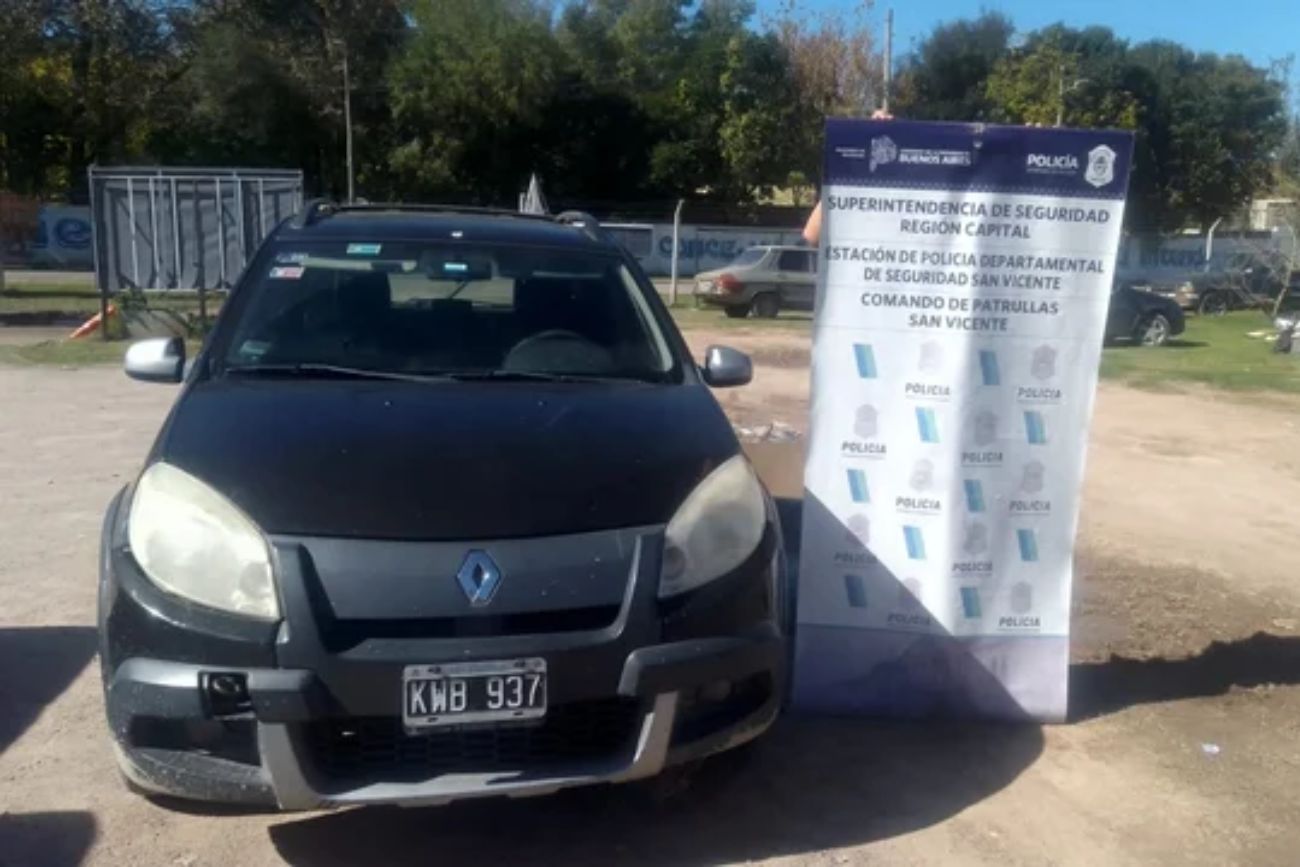 Detuvieron a un concejal de La Libertad Avanza por circular en un auto con pedido de secuestro. (Gentileza Noticias Argentinas)