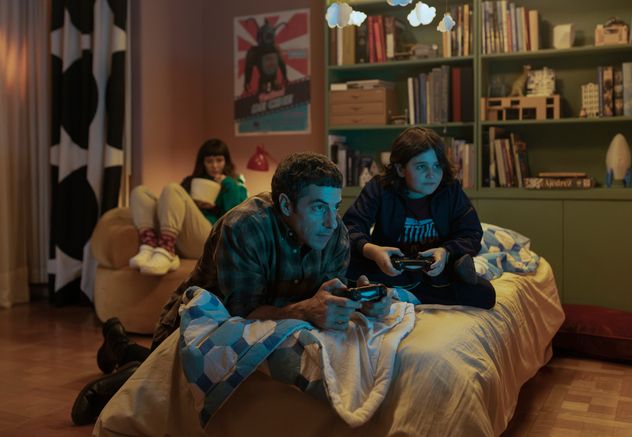 Envidiosa 4: Vicky intenta adaptarse a la relación que tienen Matías y Bruno.