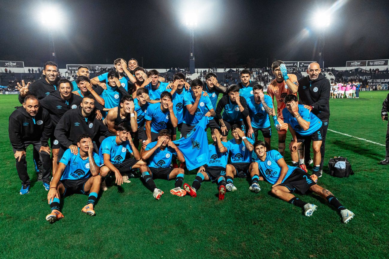 La Reserva de Belgrano festeja a pleno el triunfo sobre Talleres 4 a 2