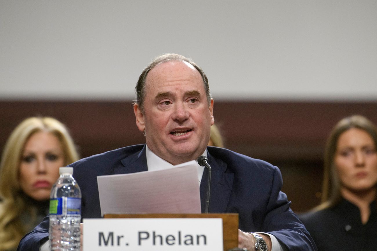 EE.UU.: renunció el secretario de la Marina, John Phelan, en medio del conflicto con Irán