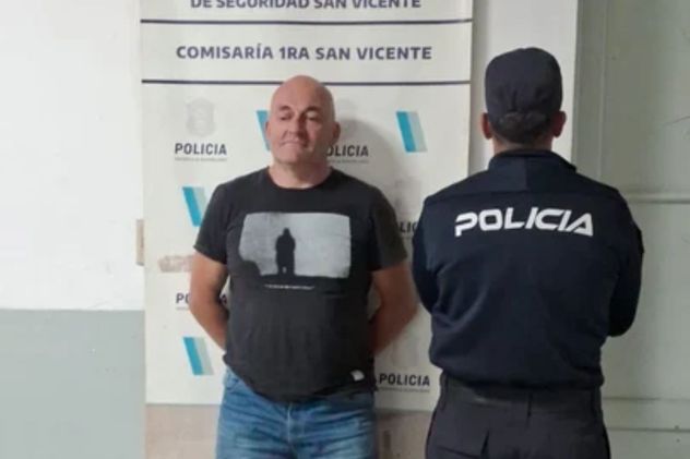 Detuvieron a un concejal de La Libertad Avanza por circular en un auto con pedido de secuestro.