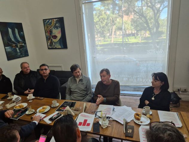 Dante Rossi, junto con su equipo de colaboradores, presentó una encuesta sobre la inseguridad en Córdoba.