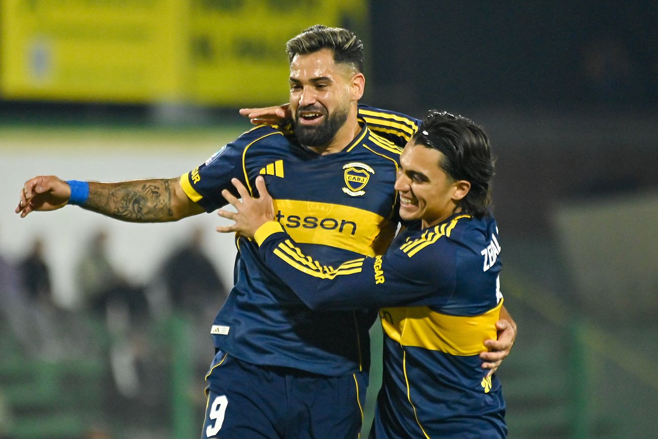 Milton Giménez marcó el 1-0 de Boca ante Defensa y Justicia por la fecha 16 del Torneo Apertura. (Fotobaires)