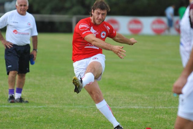 Ramiro Pez fue el goleador del partido en el que Los Dogos se coronaron campeones argentinos de Uniones en 2011 al derrotar a Buenos Aires en cancha de Belgrano Athletic.