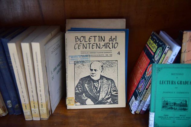 Biblioteca de Domingo Faustino Sarmiento que fortmará parte de la Bilbioteca Provincial de la Maestra y el Maestro.