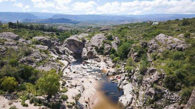 A dónde viajar el fin de semana largo de mayo 2026 sin gastar de más.