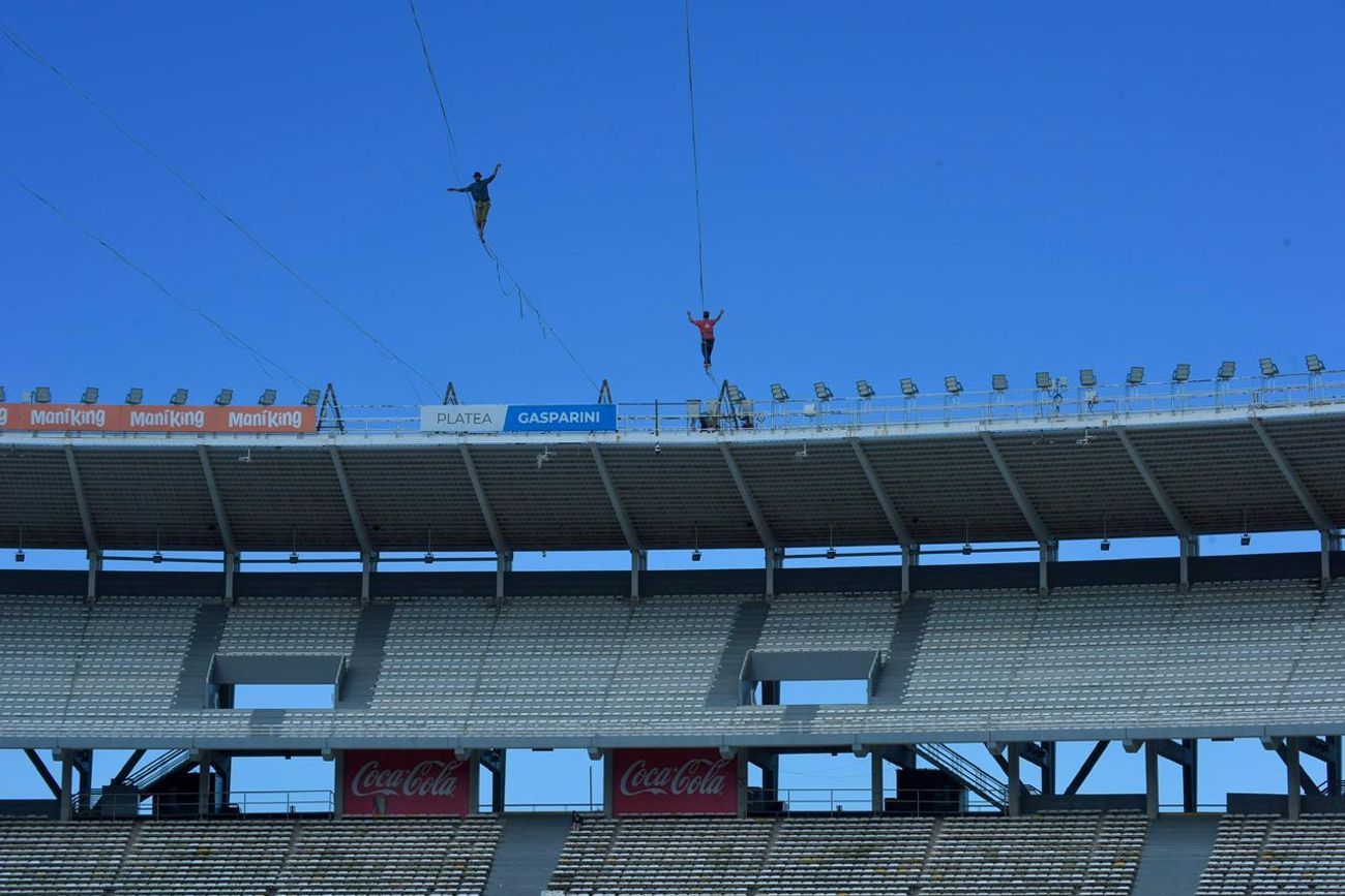 Córdoba será sede de la Copa Mundial de Speedline Highline en el Kempes. Foto gentileza Federico Taverna. 