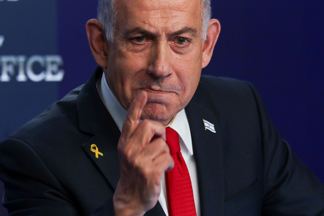 El primer ministro israelí, Benjamin Netanyahu, habla durante una conferencia de prensa en Jerusalén, el 21 de mayo de 2025. (Ronen Zvuluni)
