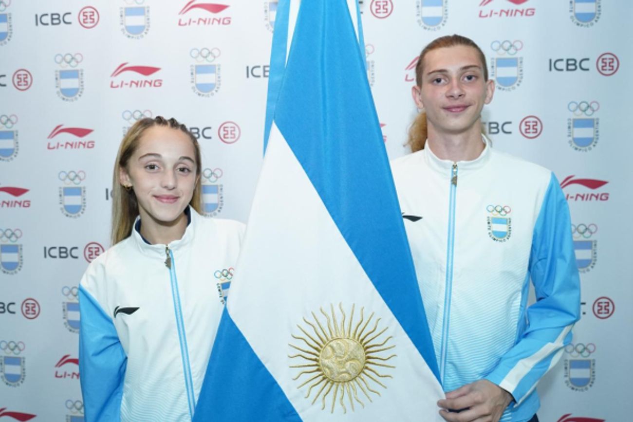 Zoe Gorski y Valentín Olmos abanderados nacional para la Ceremonia de Clausura de Panamá 2026.
