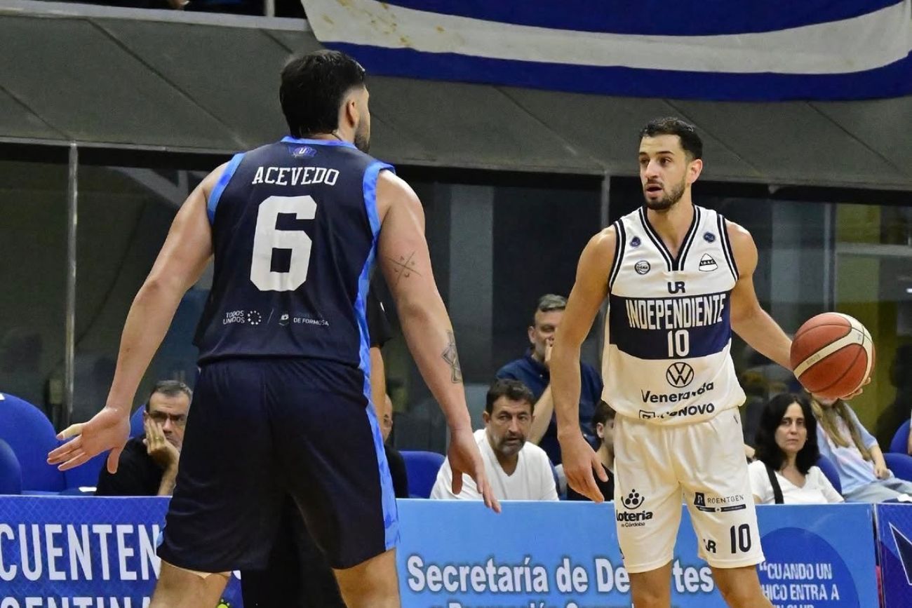 Independiente de Oliva comenzó con el pie derecho su participación en los playoffs de la Liga Nacional.