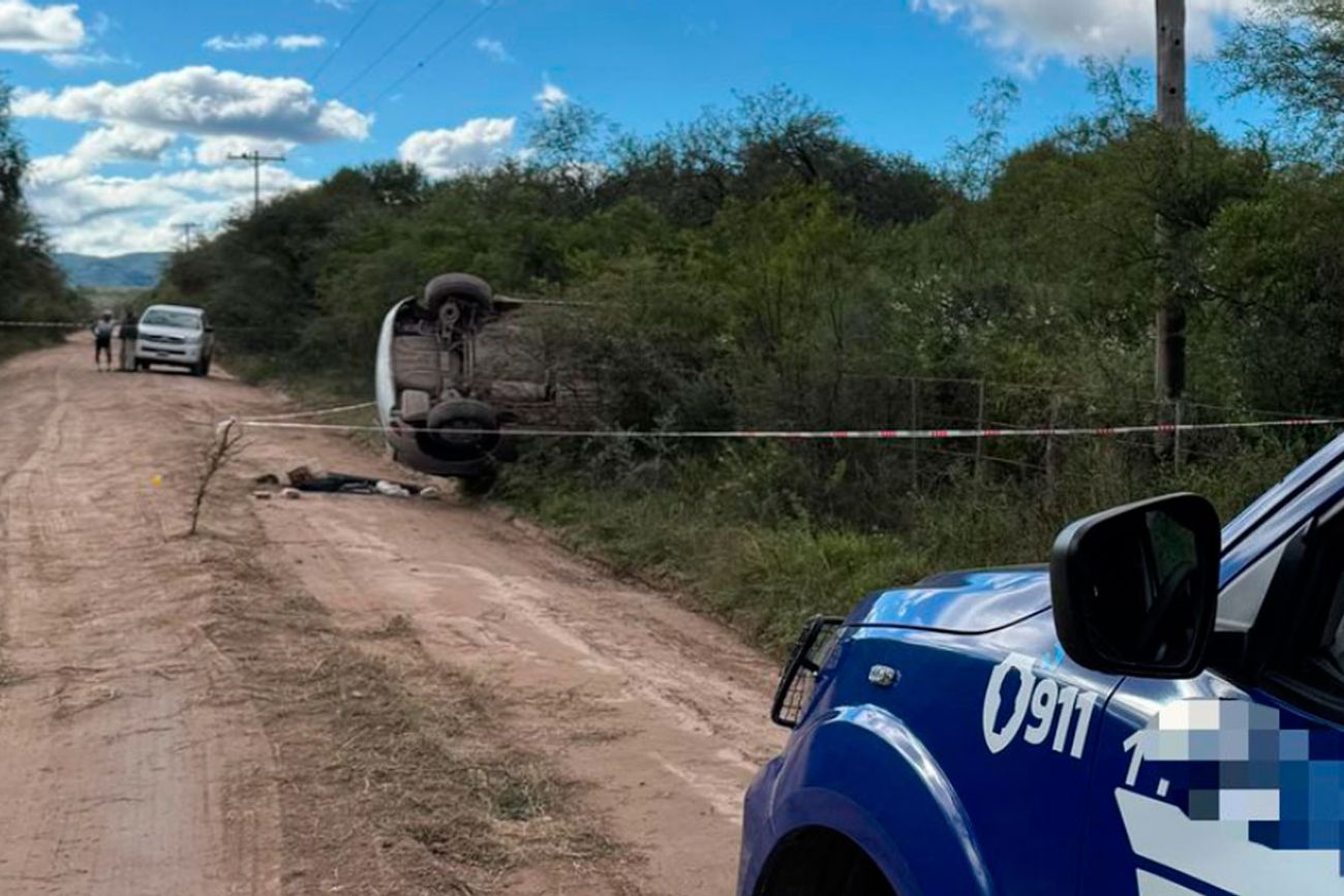 El vuelco del automovilista. (Policía)