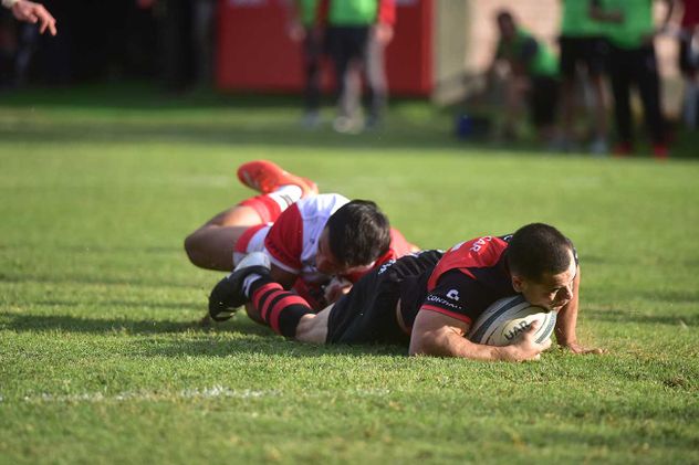 Triunfo de Córdoba Athletic ante Universitario.
