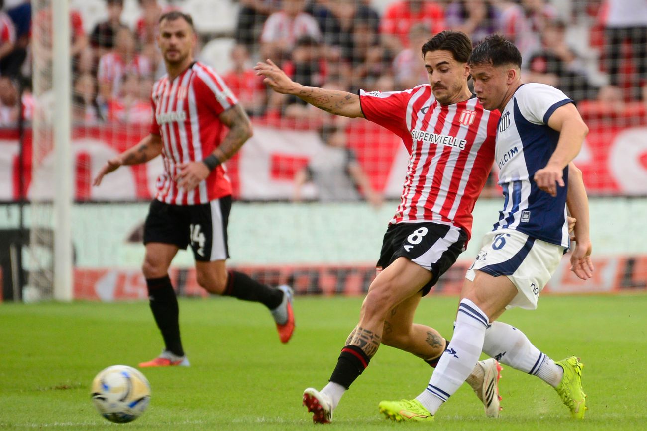 Talleres en La Plata, en el partido ante Estudiantes.
