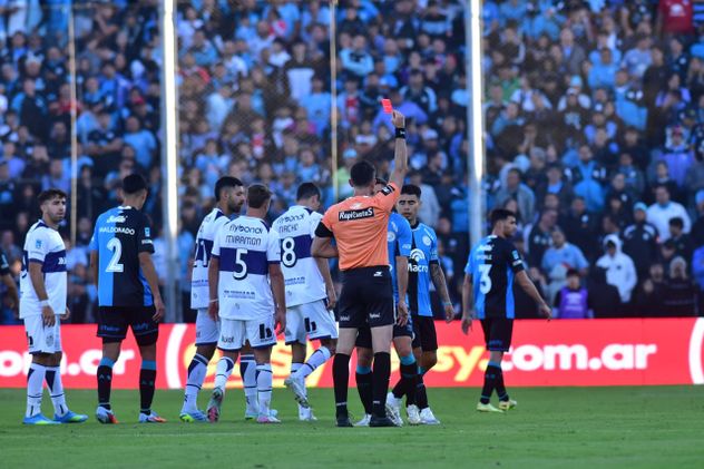 Federico Ricca fue expulsado en el primer tiempo. (Javier Ferreyra / La Voz)