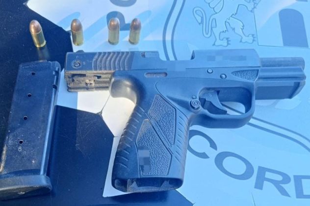 Córdoba: llevaba un arma sin documentación, lo controlaron en la ruta y terminó detenido