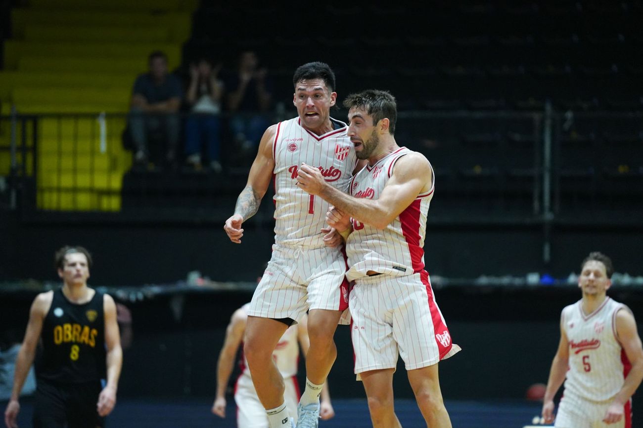 Instituto le ganó a Obras en el primer partido de la Reclasificación de la Liga Nacional en Buenos Aires. (Prensa Obras)