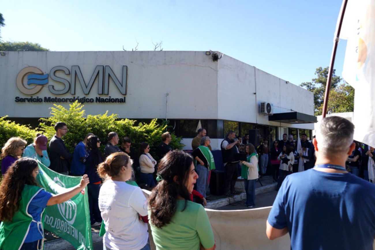 Con Milei en el gobierno, dejaron el Estado 104 empleados por día