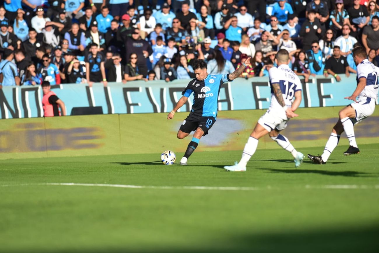 Belgrano perdió 1-0 en Alberdi con Gimnasia de La Plata por el Torneo Apertura. (Javier Ferreyra / La Voz)