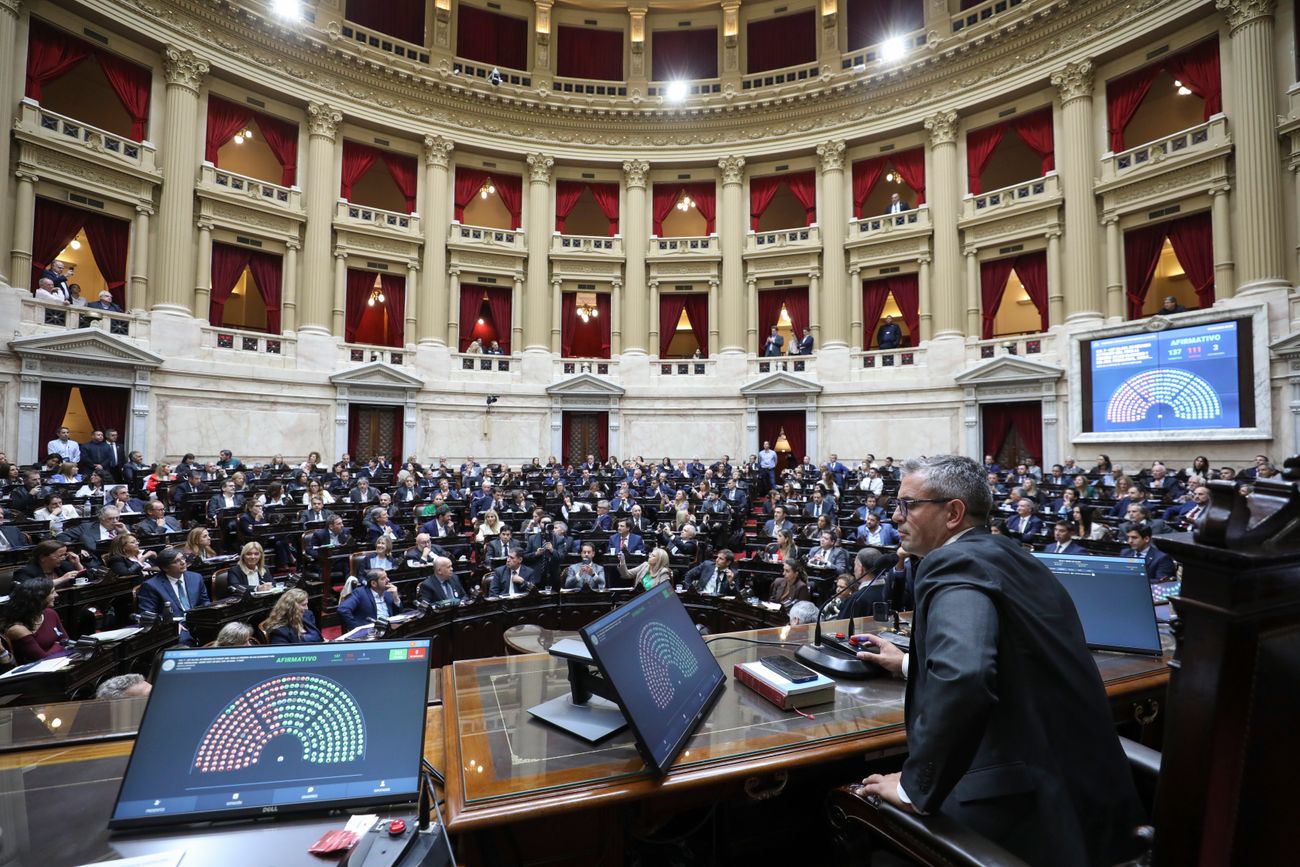 La Cámara de Diputados en su última sesión, por la Ley de Glaciares