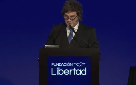 Javier Milei cerró la cena con una advertencia a la "izquierda": "No tienen problema en matarnos"