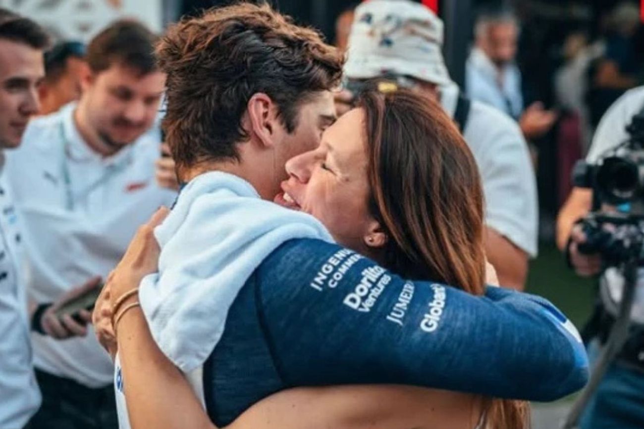 De perfil bajo y siempre presente, Andrea Trofimczuk acompañó a Franco Colapinto desde sus inicios hasta su llegada a la Fórmula 1.