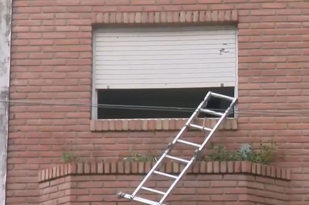Siniestro laboral en Rosario: un pintor cayó desde cinco metros mientras trabajaba y murió.