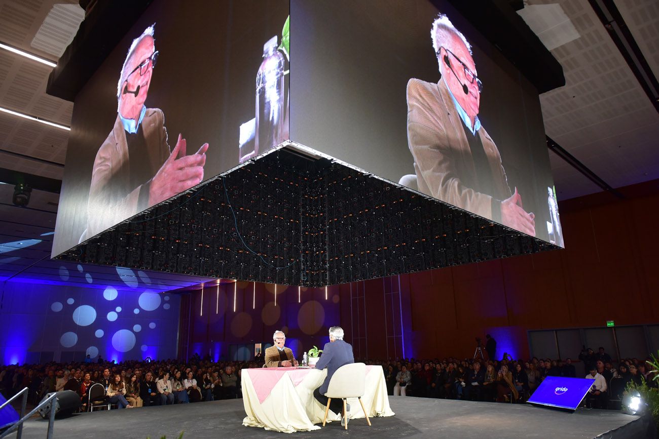 La empresa Grido festejó sus 25 años en el complejo Ferial. El fundador de Helacor, Lucas Oscar Santiago, recordó la historia de la firma cordobesa. (Nicolás Bravo)
