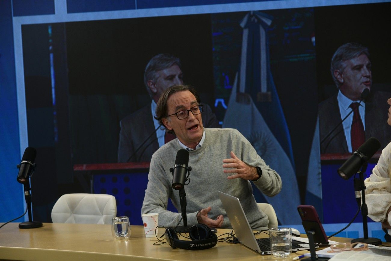 Osvaldo Giordano en la Voz en Vivo. Osvaldo Giordano- Economista, Presidente de IERAL