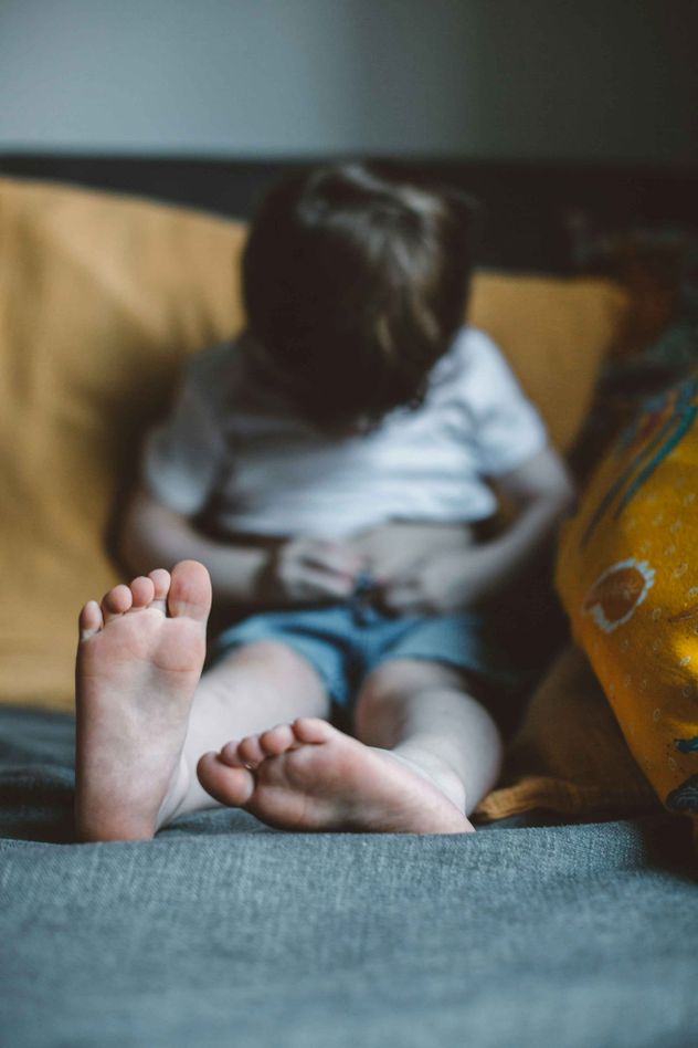 El estreñimiento infantil es mucho más frecuente de lo que parece y, sin embargo, sigue rodeado de mitos.