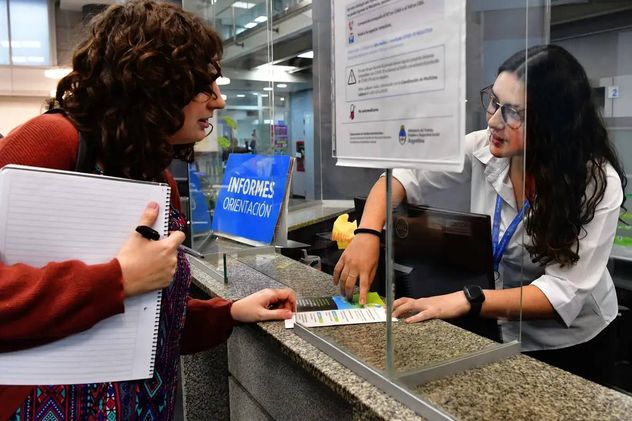 El objetivo central "es incrementar las oportunidades de inserción en el mercado laboral formal a través de cursos de formación profesional y técnica". 
